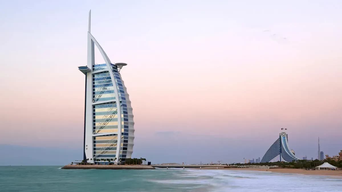 Dubai's world-famous hotel is set to close for 18 months