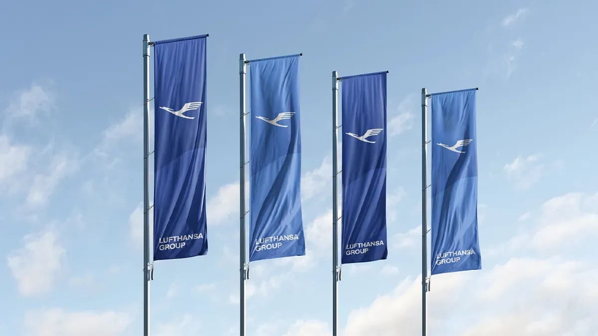 Lufthansa significantly improves operating result in first quarter and maintains positive full-year outlook